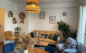 Chez Stella